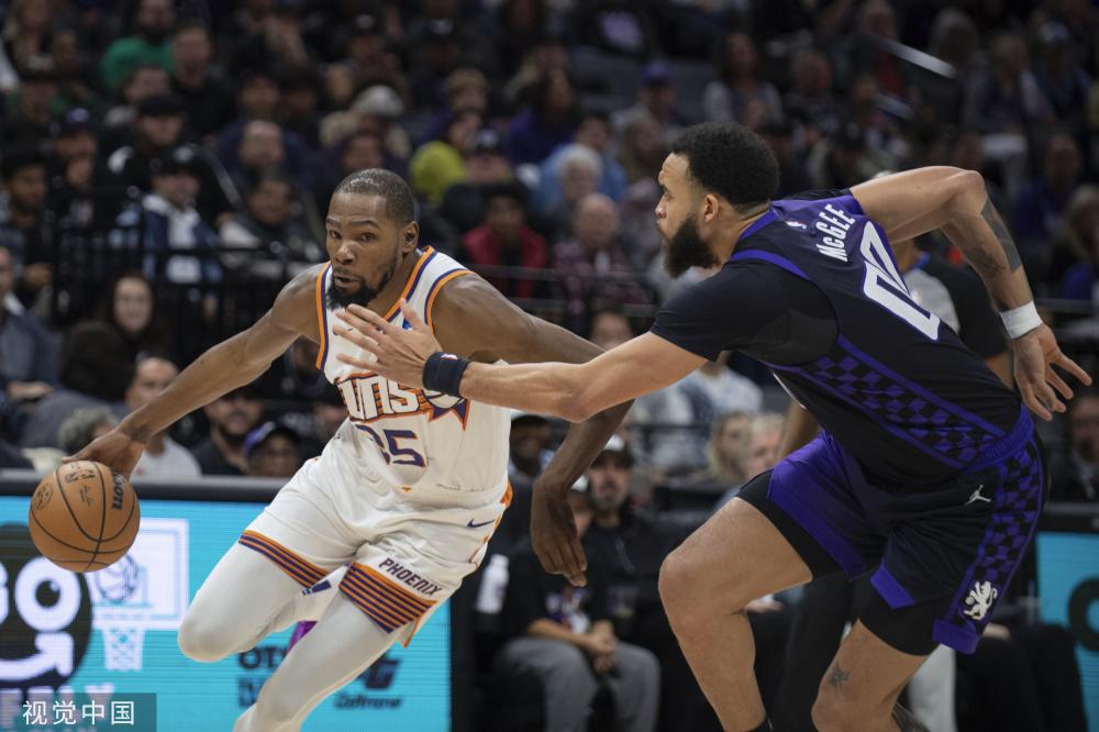 通过巧妙的 通过巧妙的