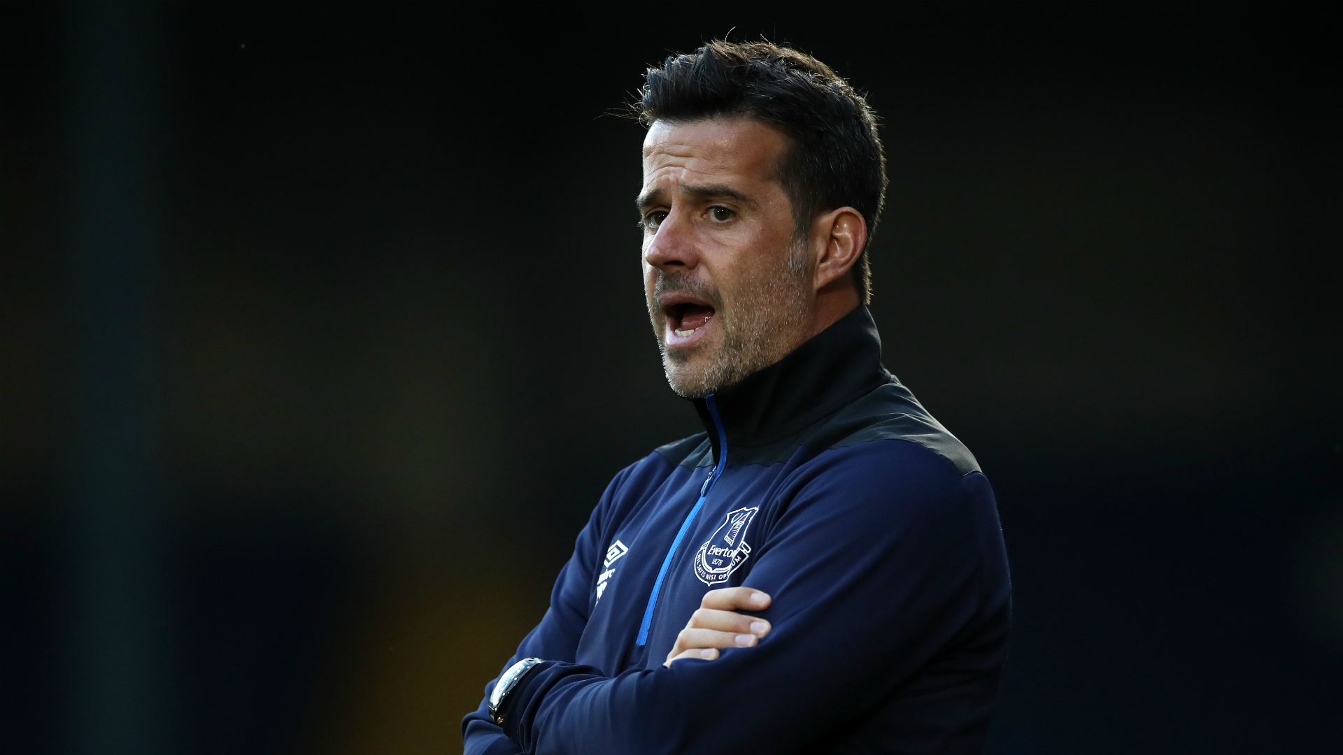 她面对的是 她面对的是